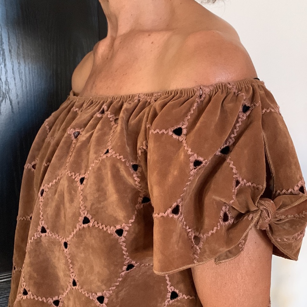 A3 Designs Off the Shoulder Top